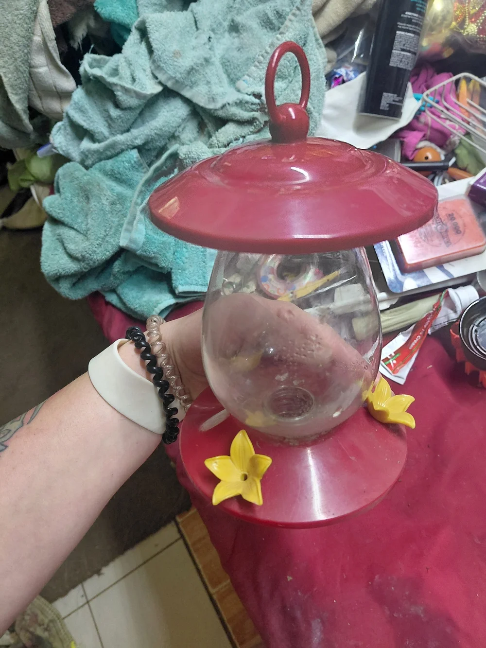 Classic Red Hummingbird Feeder with Yellow Flower Ports